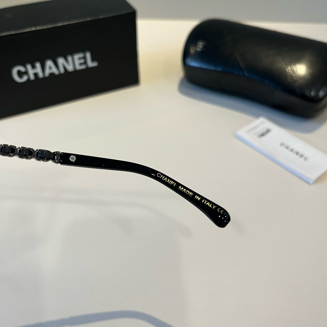 Chanel Blue-Light Fashion Silver Lens Sunglasses for Men & Women - 415207 - detail image 10