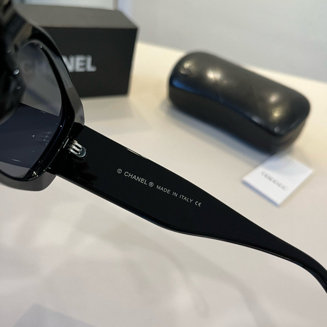 Chanel Oversized Black Lens Sunglasses for Men & Women - 867028 - detail image 9