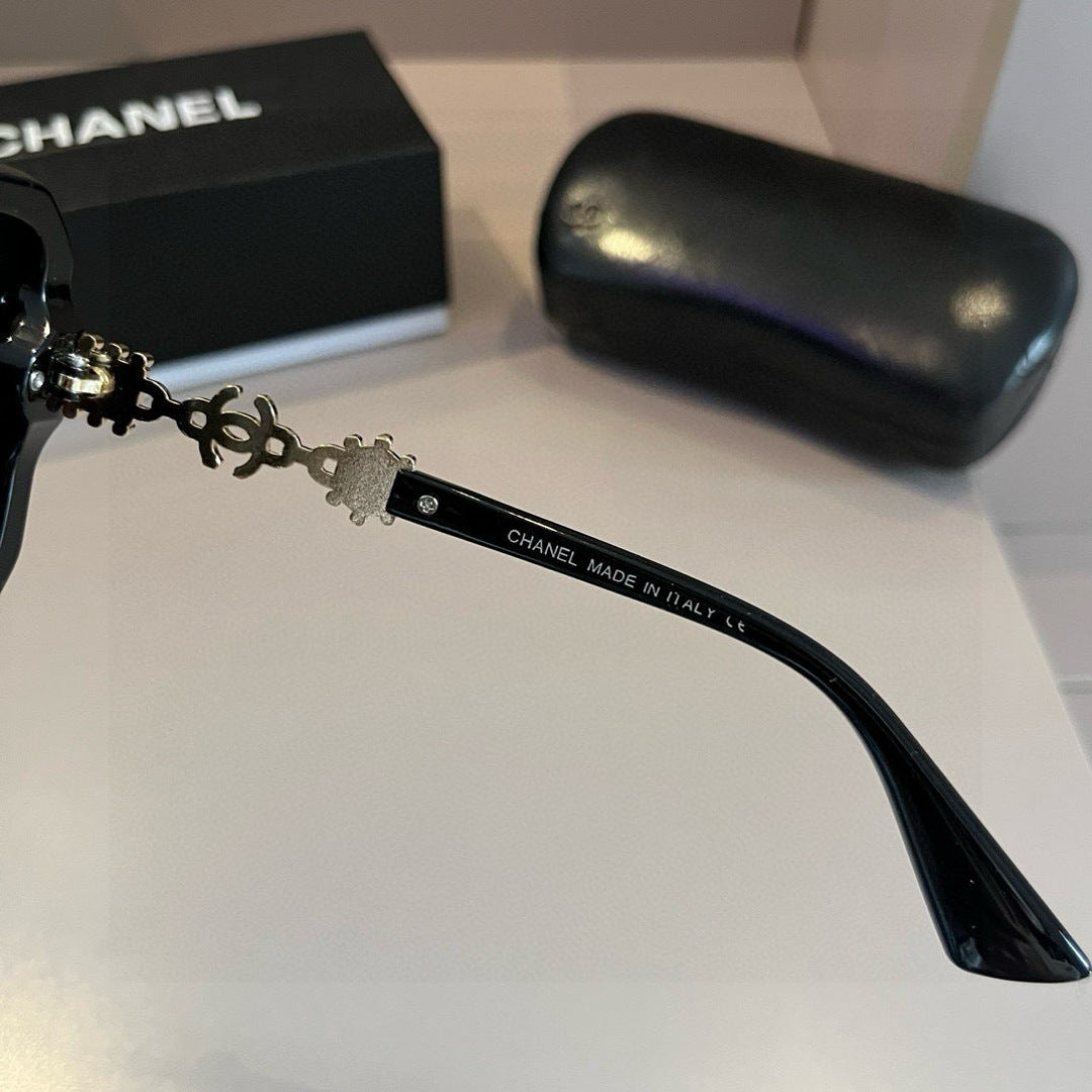 Chanel Fashion Gold Lens Sunglasses for Men & Women - 415210 - detail image 8