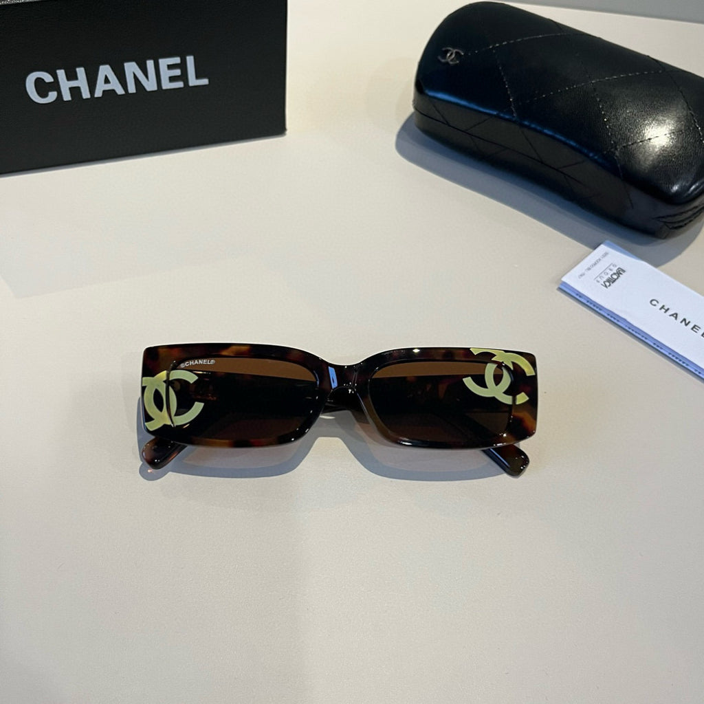 Chanel Fashion Black Lens Sunglasses for Men & Women - 415212 - detail image 8