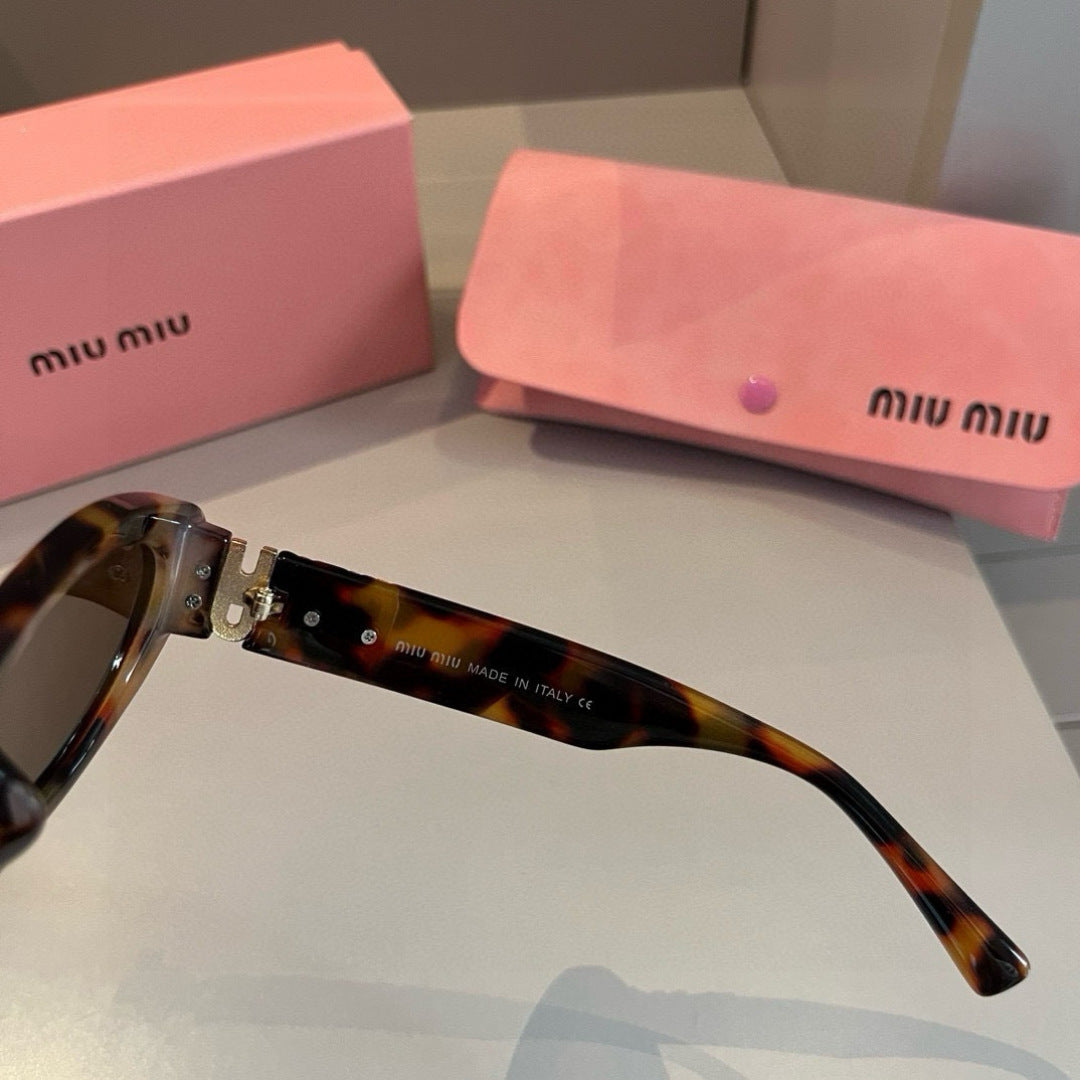 Miu Miu Cat-Eye Gold Lens Sunglasses for Men & Women - 358735 - detail image 7