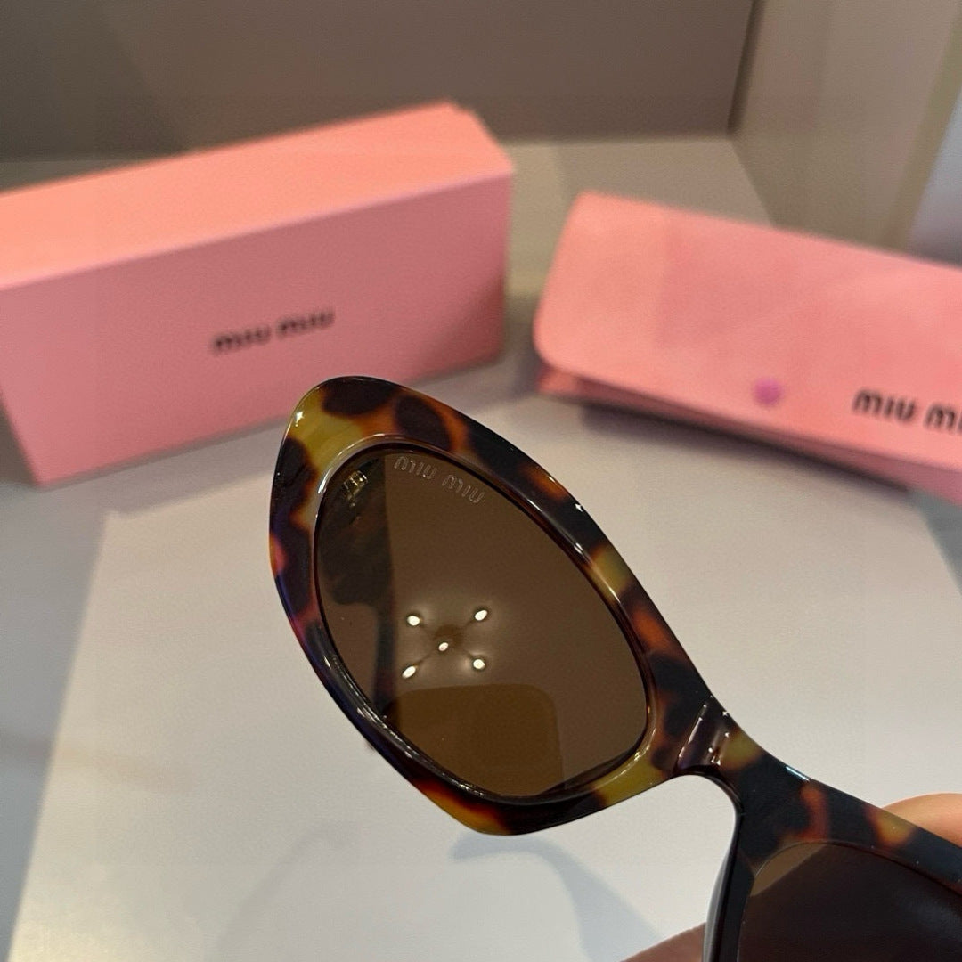 Miu Miu Cat-Eye Gold Lens Sunglasses for Men & Women - 358735 - detail image 6