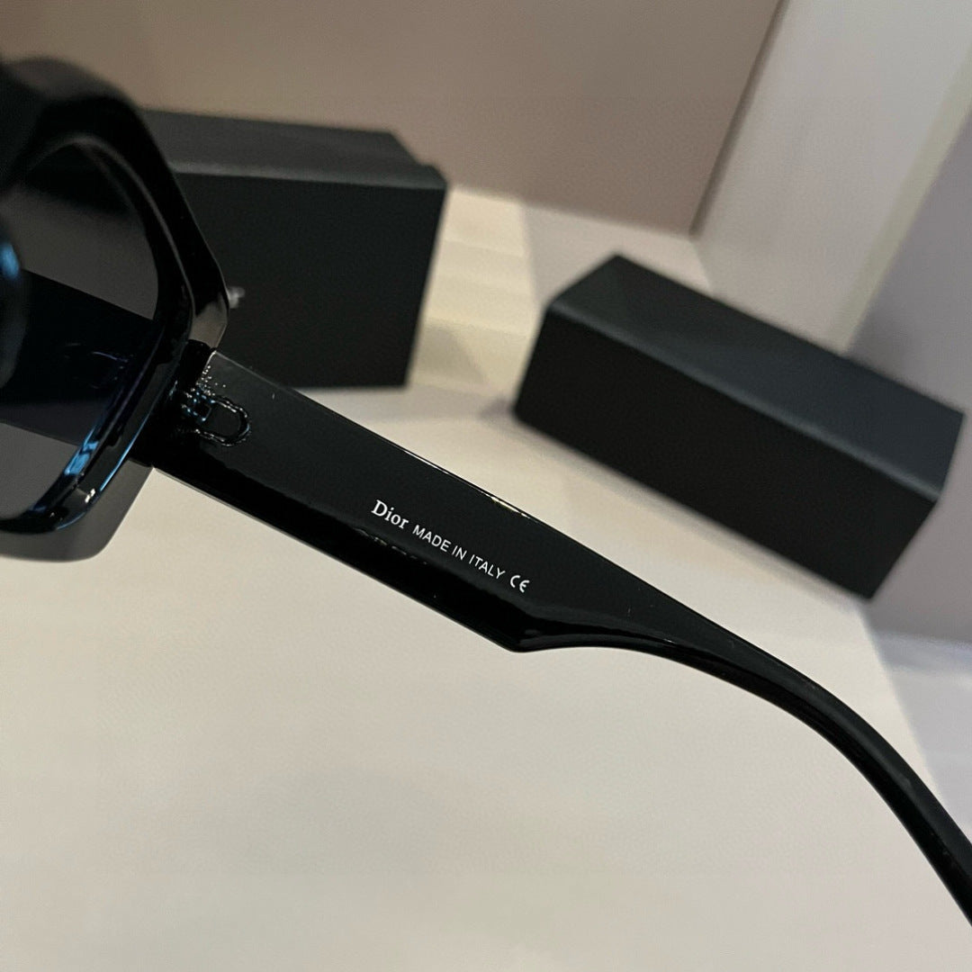 Dior Rectangular Black Lens Sunglasses for Men & Women - detail image 8