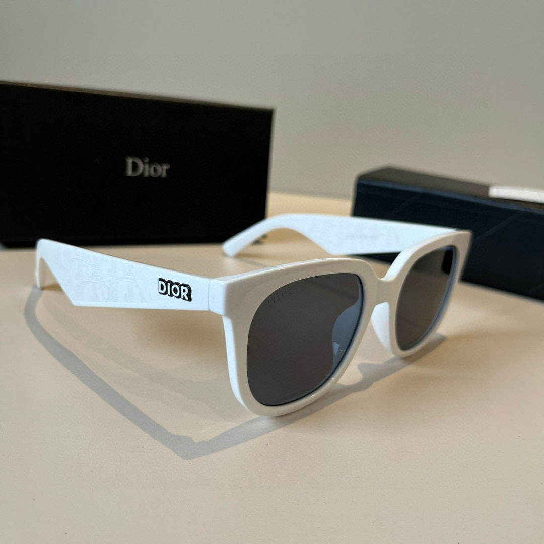 Dior Fashion Silver Lens Sunglasses for Men - 371881