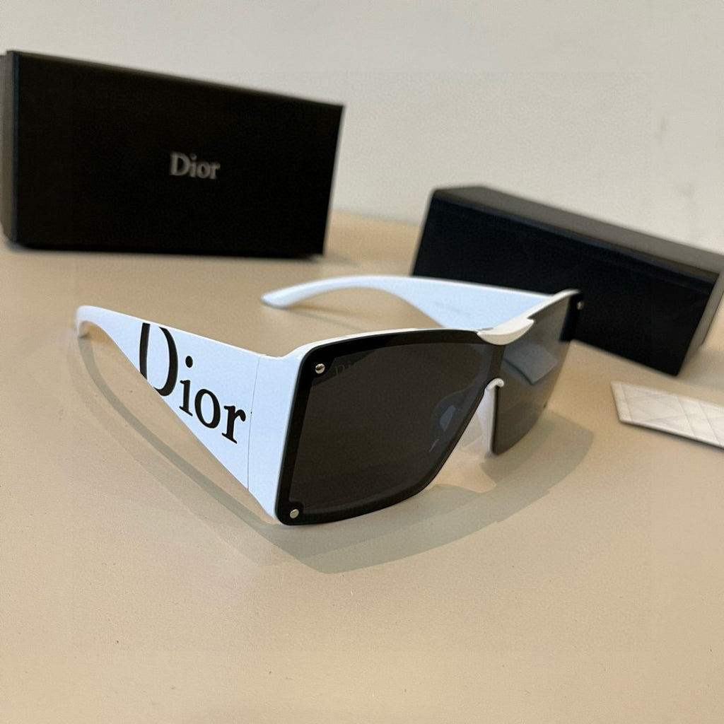 Dior Fashion Brown Lens Sunglasses for Men & Women - 465265