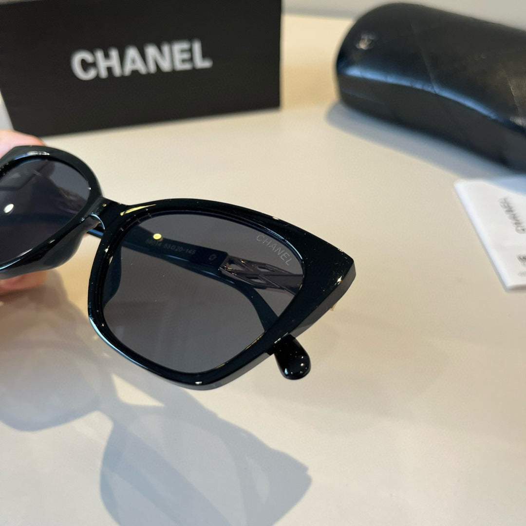 Chanel Oversized Black Lens Sunglasses for Men & Women - 371795 - detail image 8