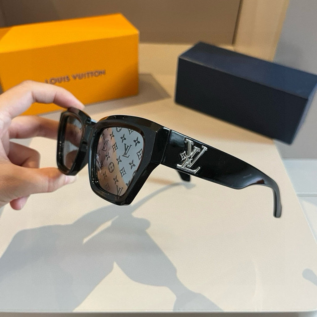 Louis Vuitton Metal Fashion Gold Lens Sunglasses for Men & Women - 431145 - detail image 4
