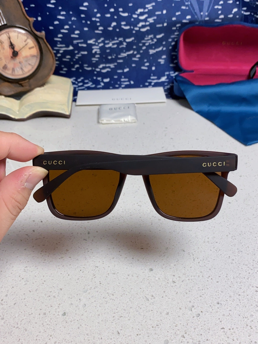 Gucci Fashion Black Lens Sunglasses for Men & Women - 398370 - detail image 5