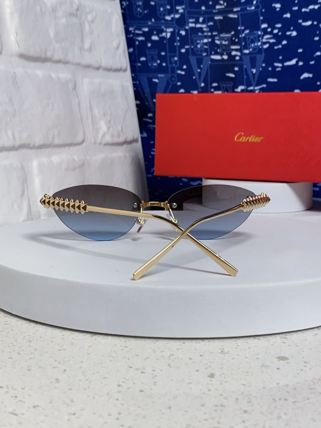 Cartier Lightweight Metal Rimless Silver Lens Sunglasses for Men & Wo - 398982 - detail image 2