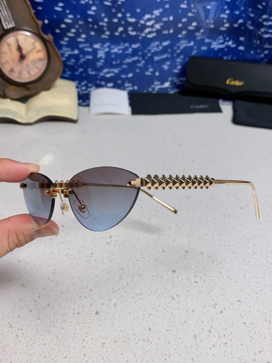 Cartier Lightweight Metal Rimless Silver Lens Sunglasses for Men & Wo - 398982 - detail image 5