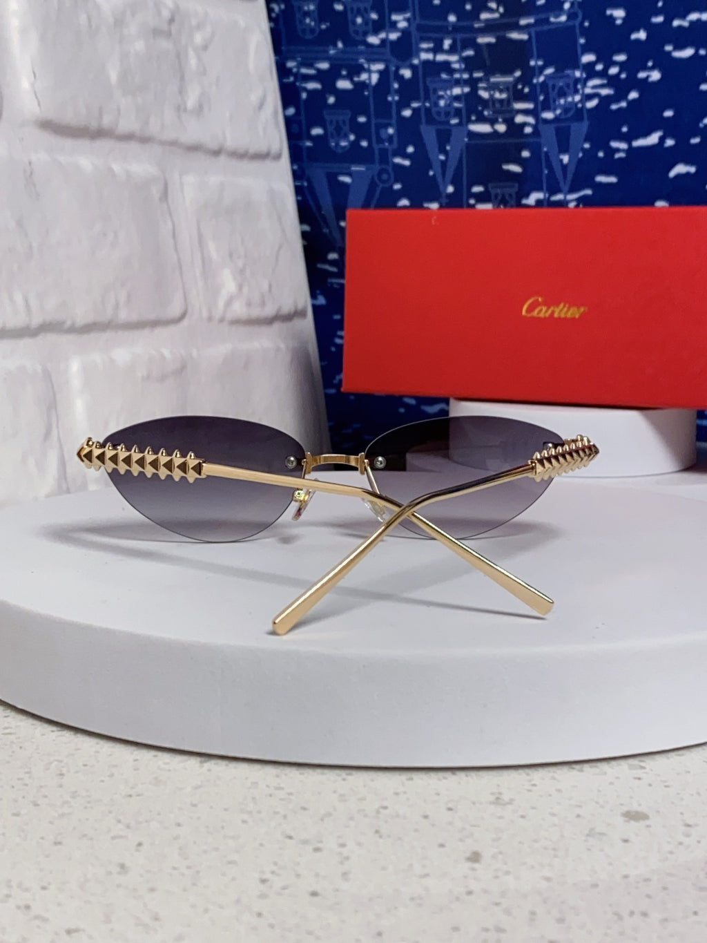 Cartier Lightweight Metal Rimless Silver Lens Sunglasses for Men & Wo - 398983 - detail image 3