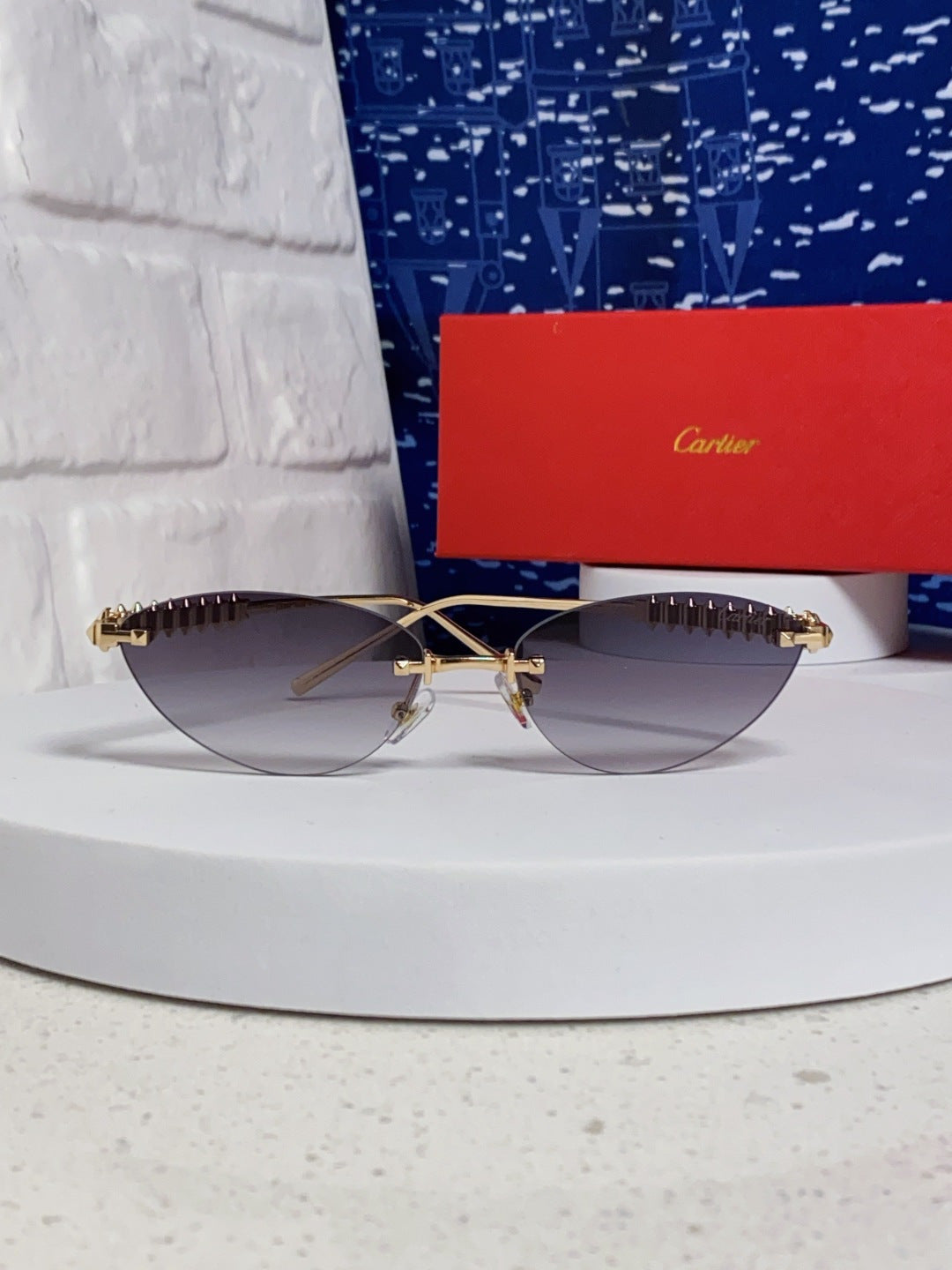 Cartier Lightweight Metal Rimless Silver Lens Sunglasses for Men & Wo - 398983 - detail image 2