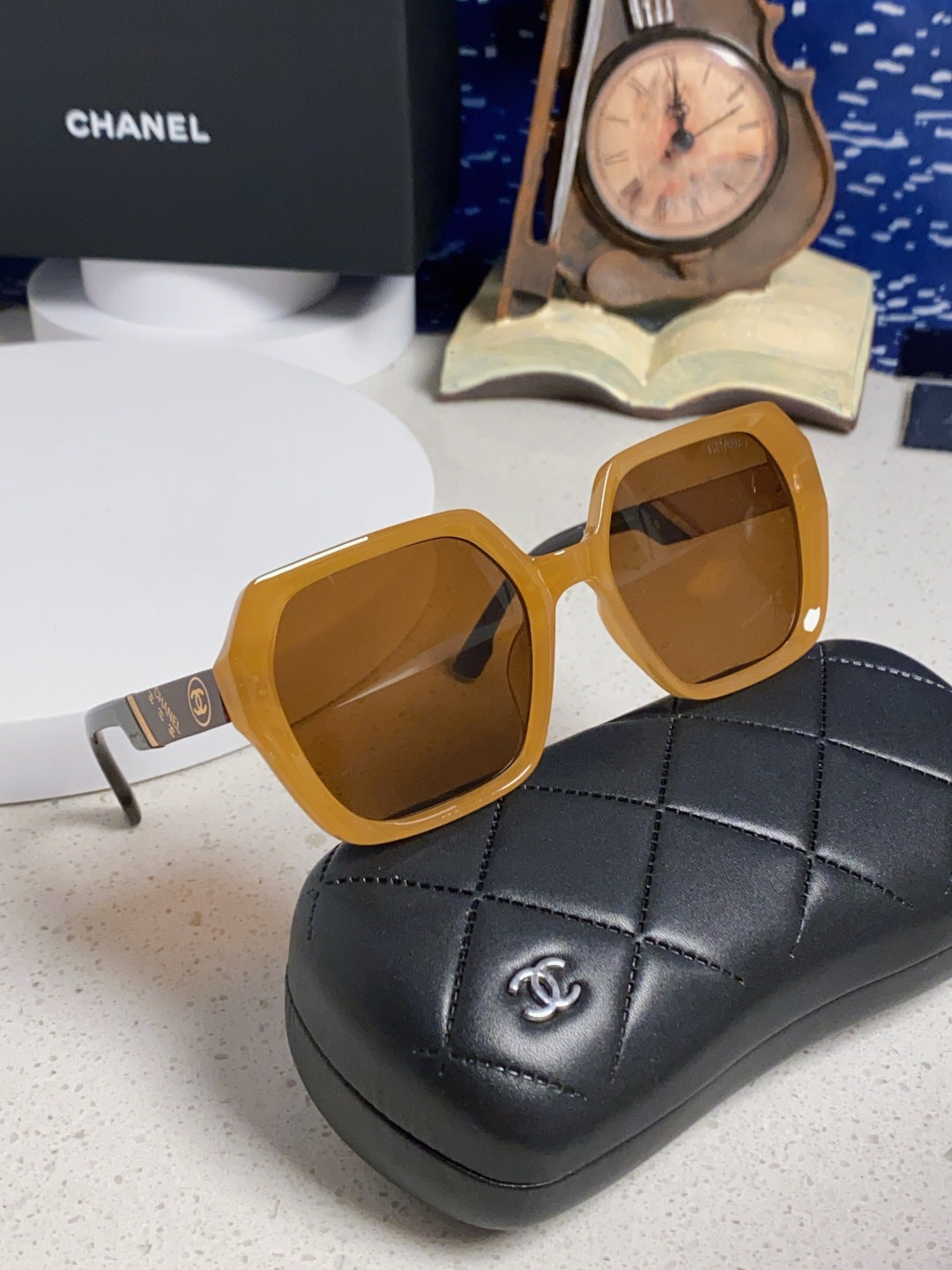 Chanel Polarized Square Brown Lens Sunglasses for Women - 158377 - detail image 10