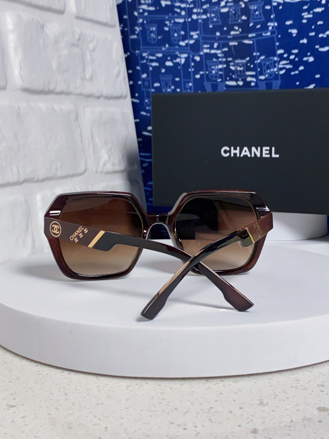 Chanel Polarized Square Red Lens Sunglasses for Women - 867065 - detail image 3