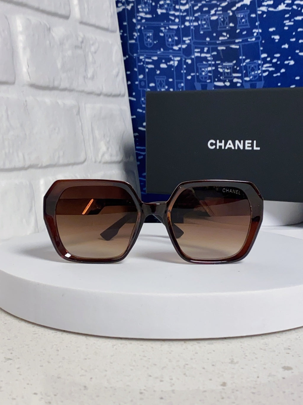 Chanel Polarized Square Red Lens Sunglasses for Women - 867065 - detail image 2