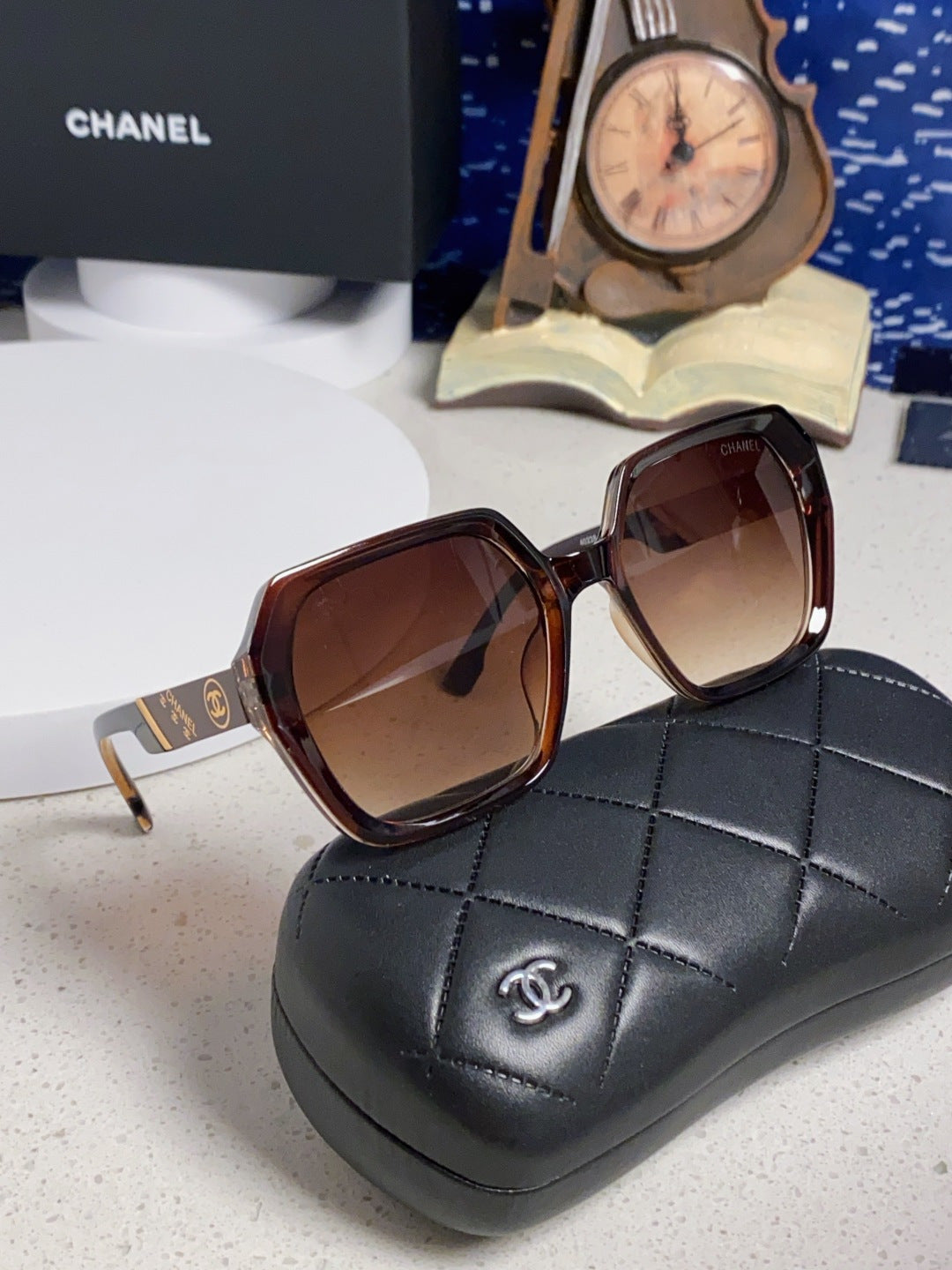 Chanel Polarized Square Red Lens Sunglasses for Women - 867065 - detail image 10