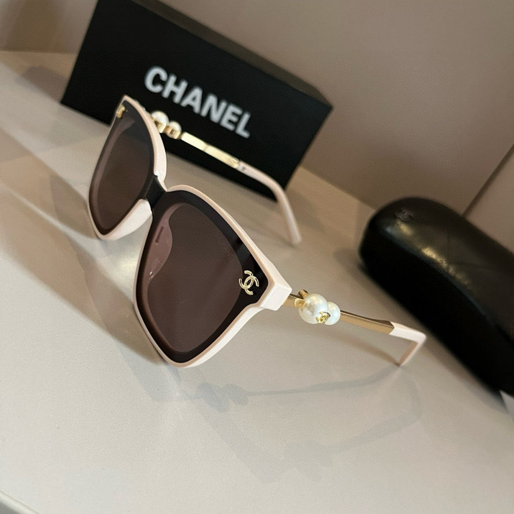 Chanel Oversized Brown Lens Sunglasses for Men & Women - 415270 - detail image 3