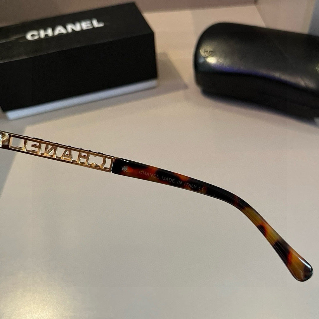Chanel Oversized Brown Lens Sunglasses for Men & Women - 398517 - detail image 8