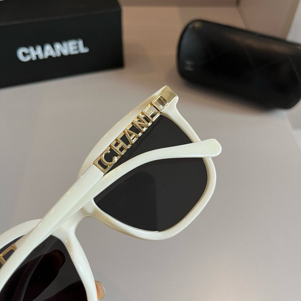 Chanel Oversized Silver Lens Sunglasses for Men & Women - 398518 - detail image 7