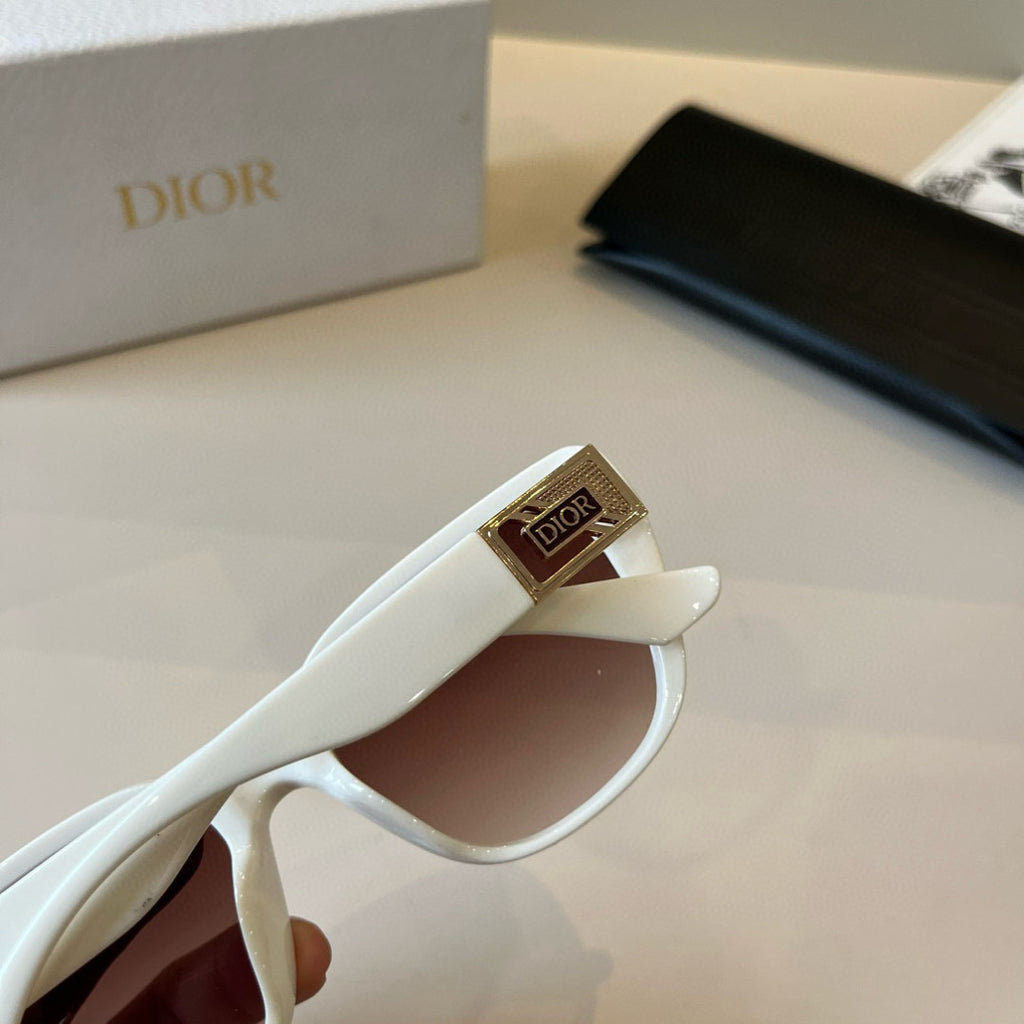 Dior Fashion Red Lens Sunglasses for Men & Women - 431815 - detail image 5