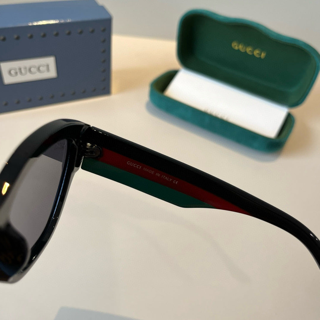 Gucci Oversized Black Lens Sunglasses for Men & Women - 398376 - detail image 8