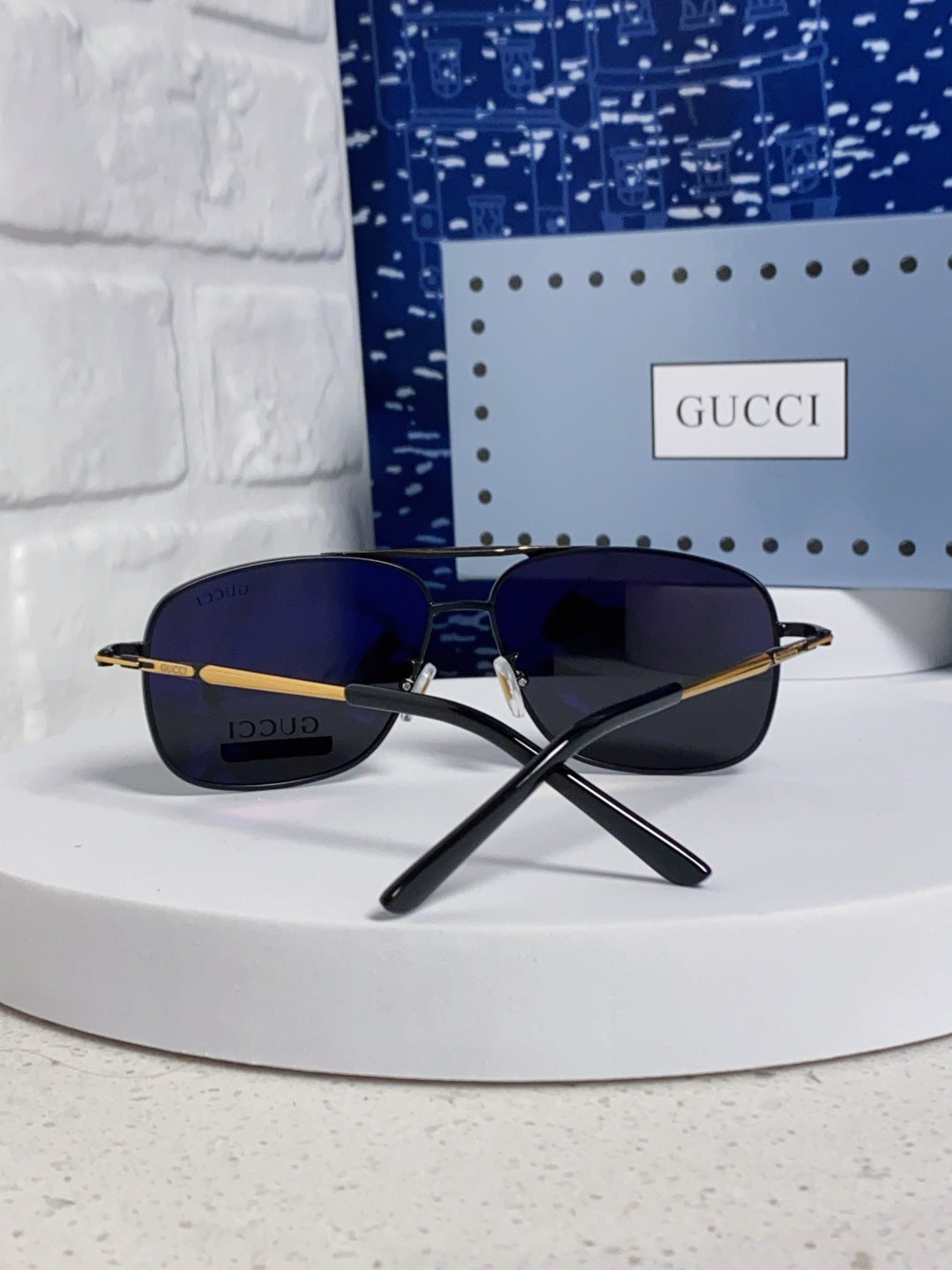 Gucci Polarized Aviator Black Lens Sunglasses for Men - detail image 3