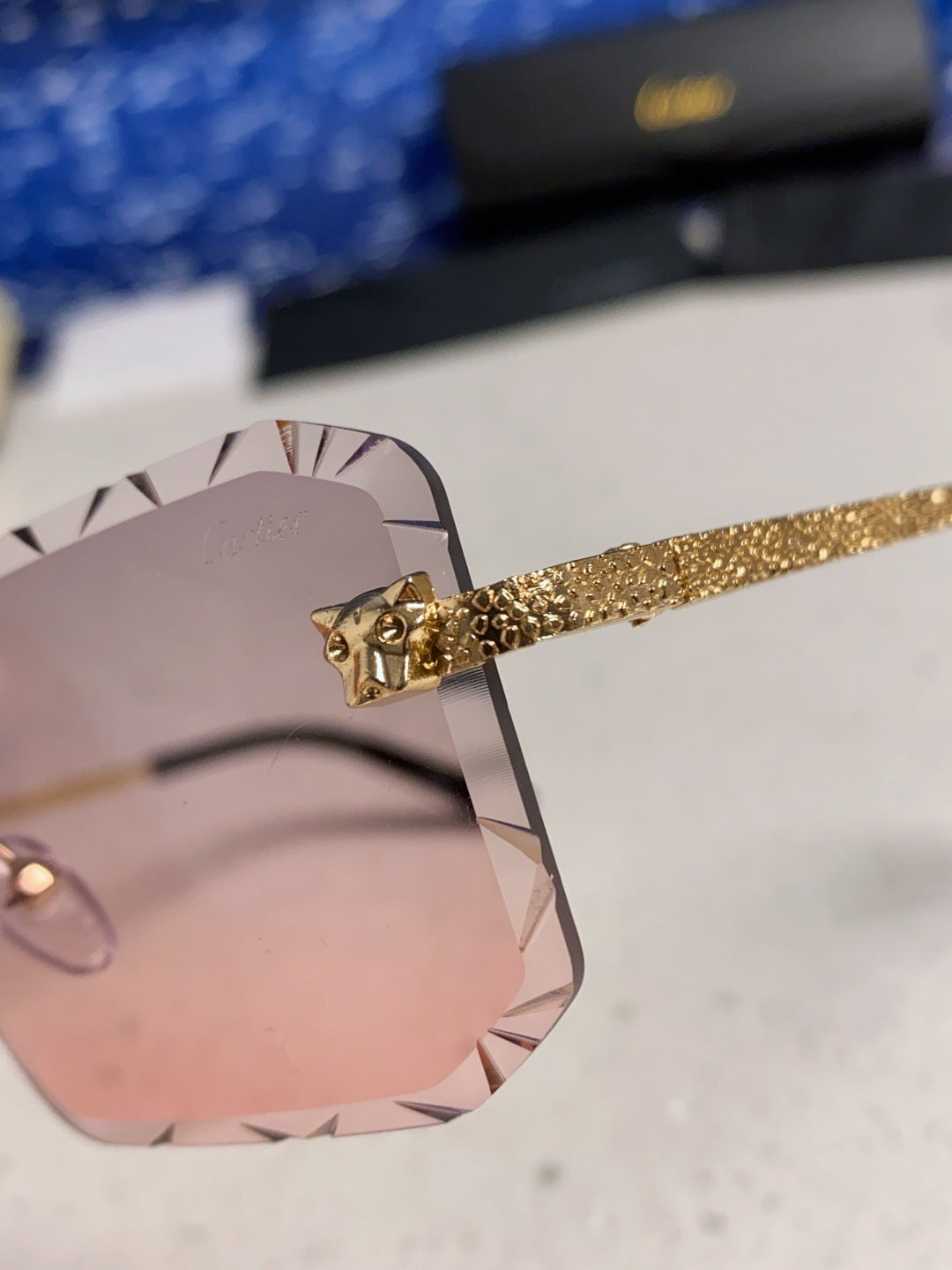 Cartier Lightweight Metal Rimless Blue Lens Sunglasses for Men & Wome - 132557 - detail image 7