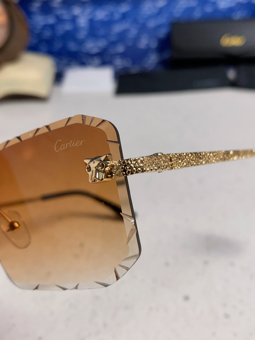 Cartier Lightweight Metal Rimless Brown Lens Sunglasses for Men & Wom - 132559 - detail image 7