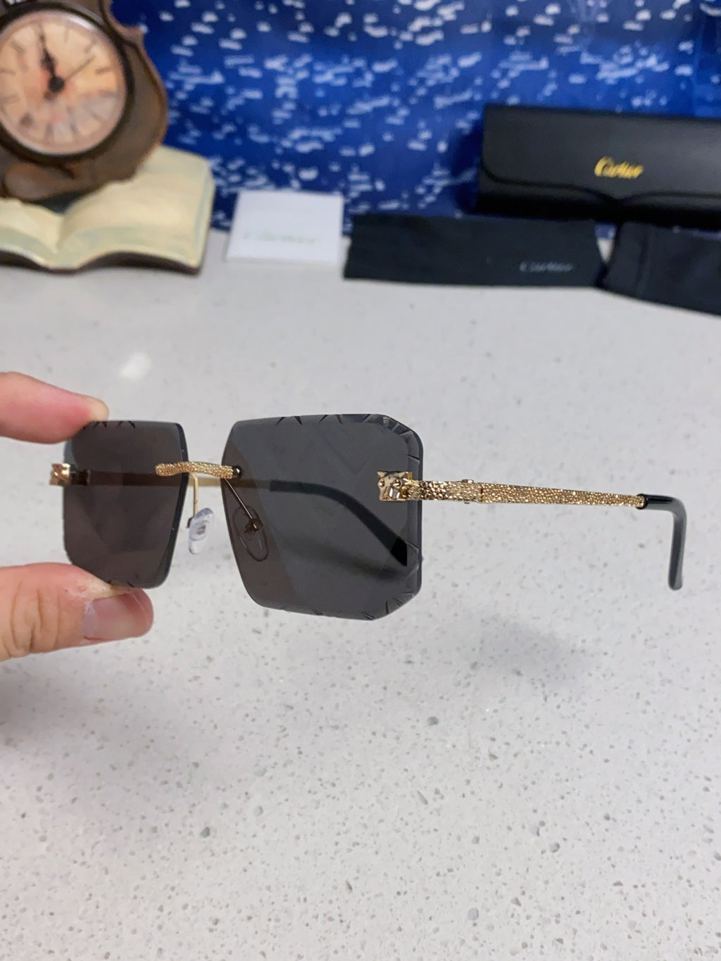 Cartier Lightweight Metal Rimless Black Lens Sunglasses for Men & Wom - 132560 - detail image 6