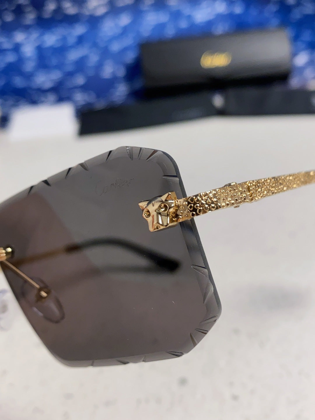 Cartier Lightweight Metal Rimless Black Lens Sunglasses for Men & Wom - 132560 - detail image 7