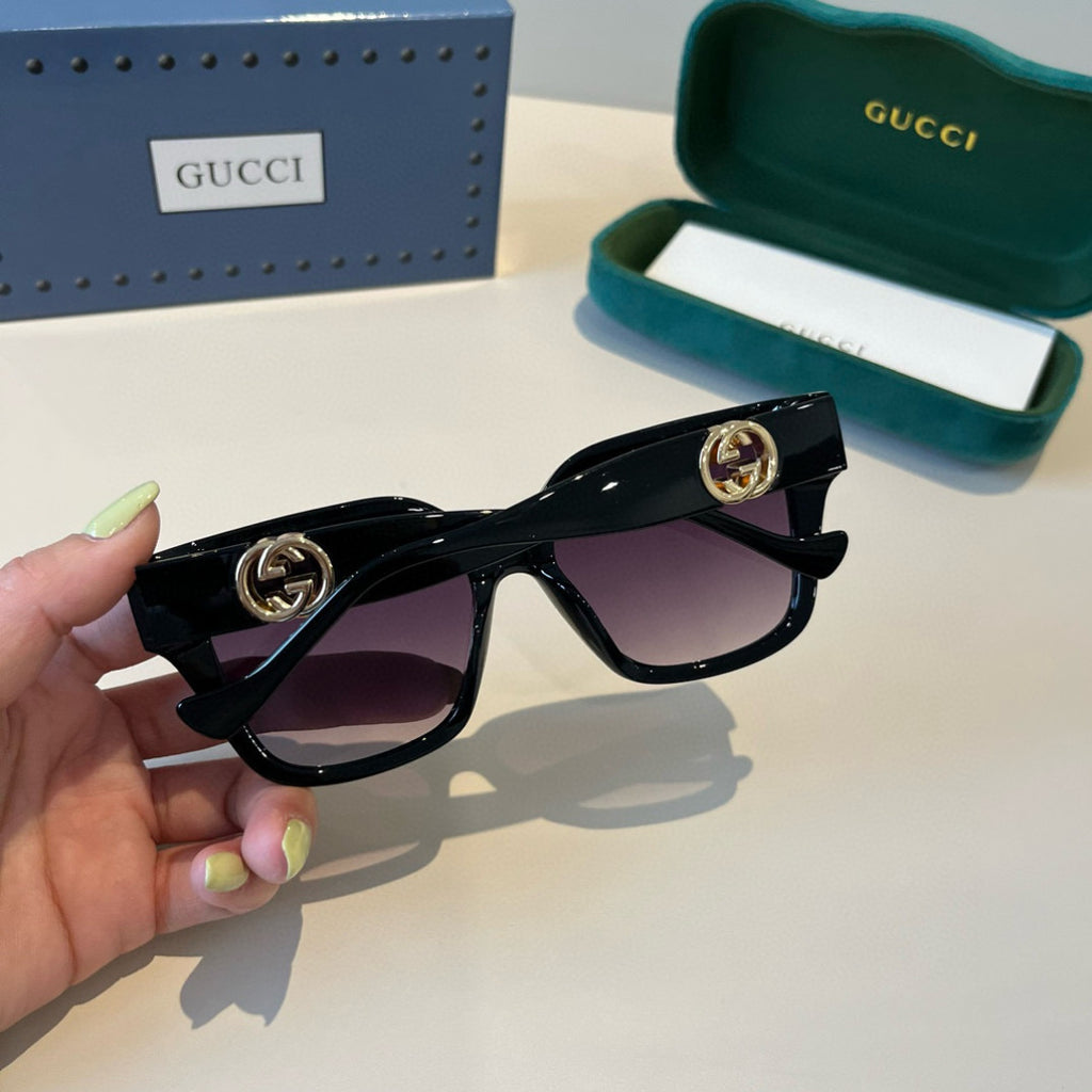 Gucci Oversized Black Lens Sunglasses for Men & Women - 448857 - detail image 5