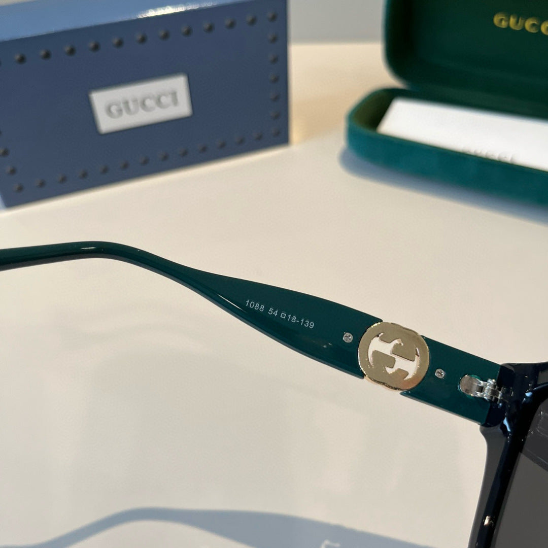 Gucci Oversized Black Lens Sunglasses for Men & Women - 486344 - detail image 9