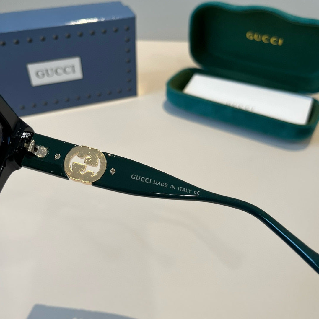 Gucci Oversized Black Lens Sunglasses for Men & Women - 486344 - detail image 10