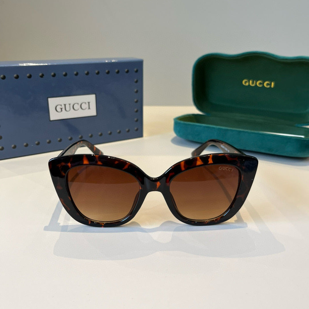 Gucci Fashion Black Lens Sunglasses for Men & Women - 997676 - detail image 2