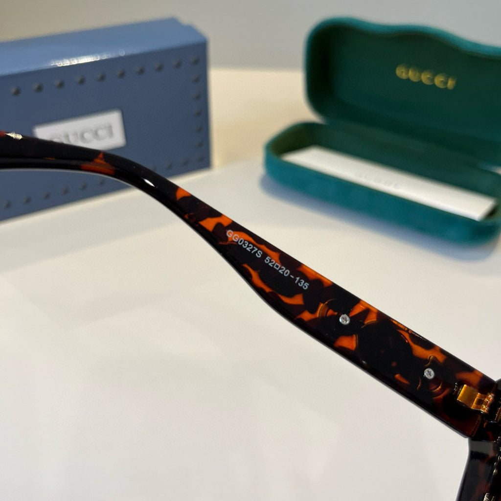Gucci Fashion Black Lens Sunglasses for Men & Women - 997676 - detail image 9