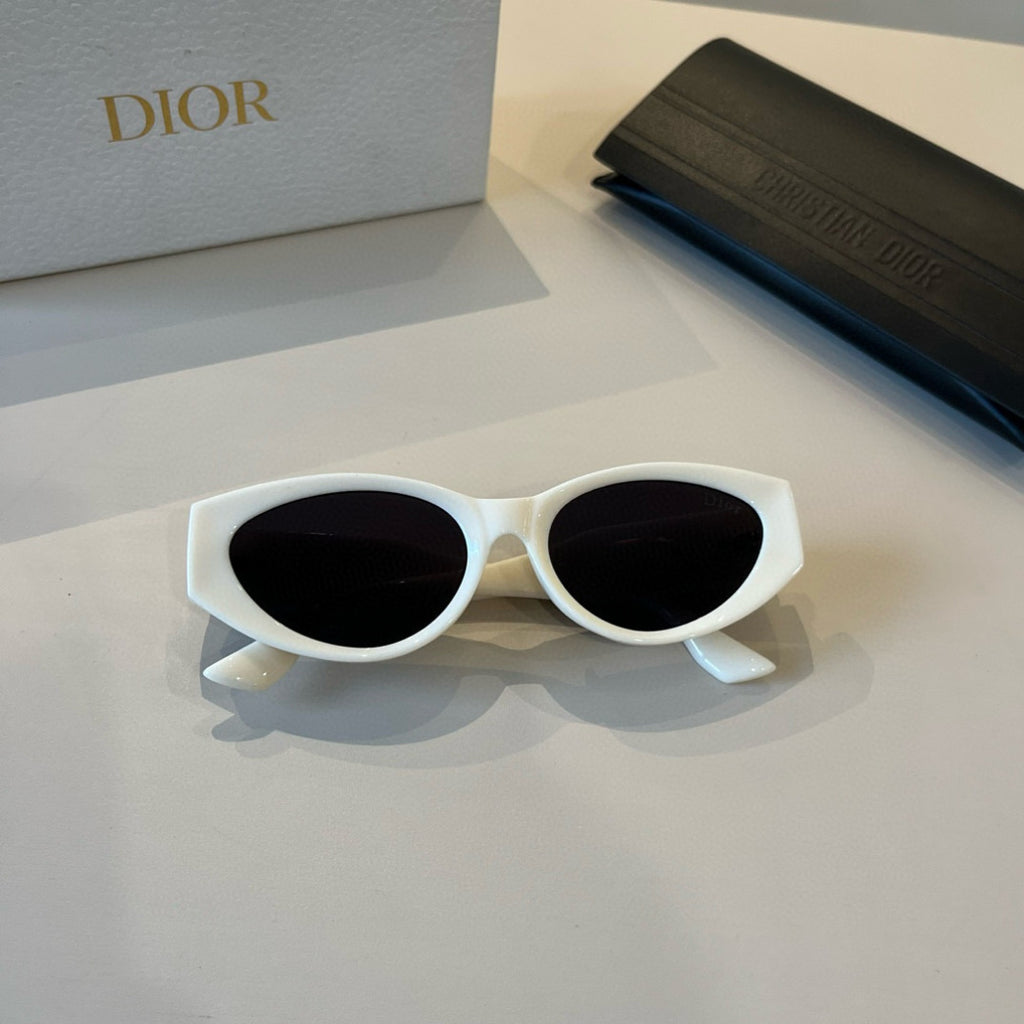 Dior Fashion Silver Lens Sunglasses for Men & Women - 449148 - detail image 2