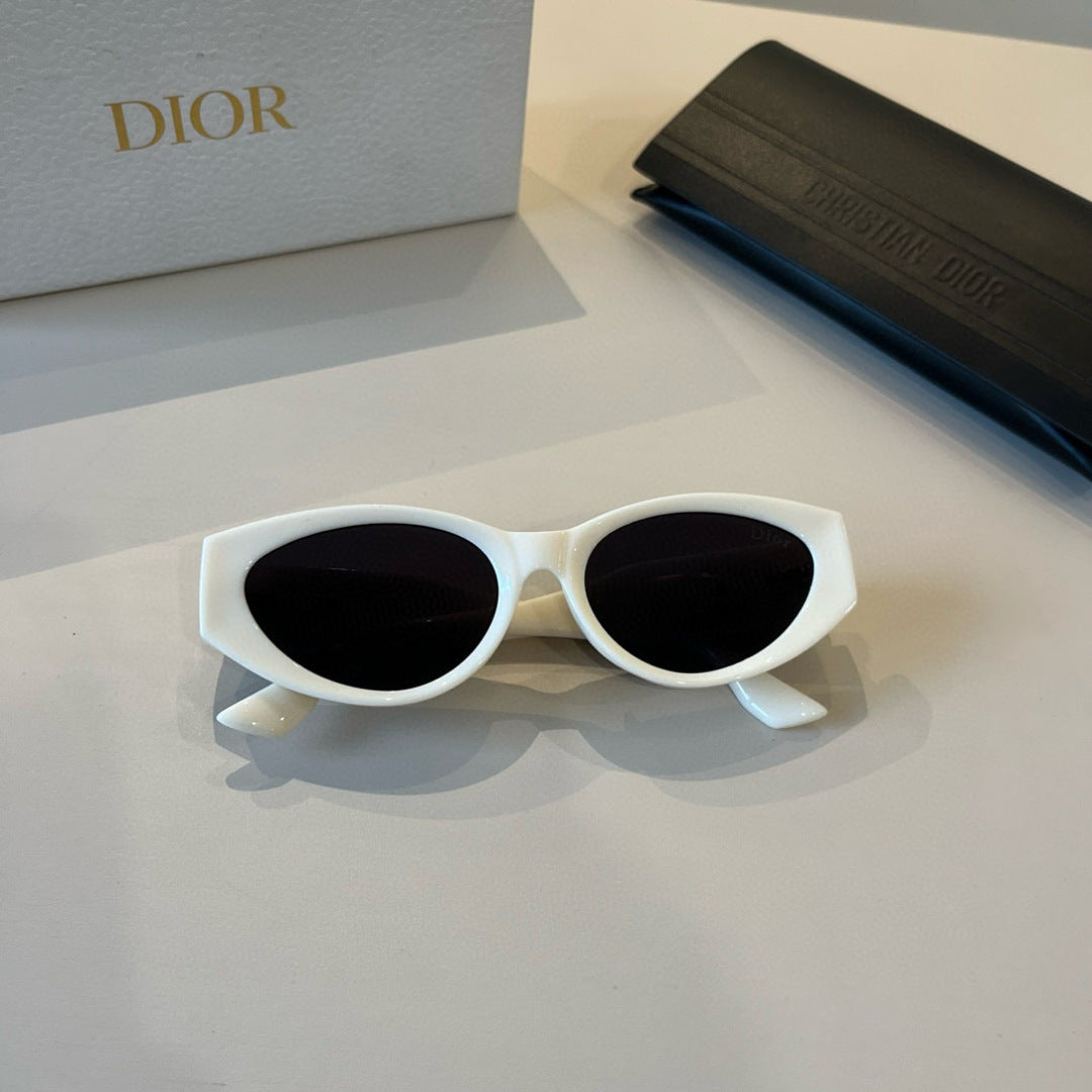 Dior Fashion Silver Lens Sunglasses for Men & Women - 449148 - detail image 2