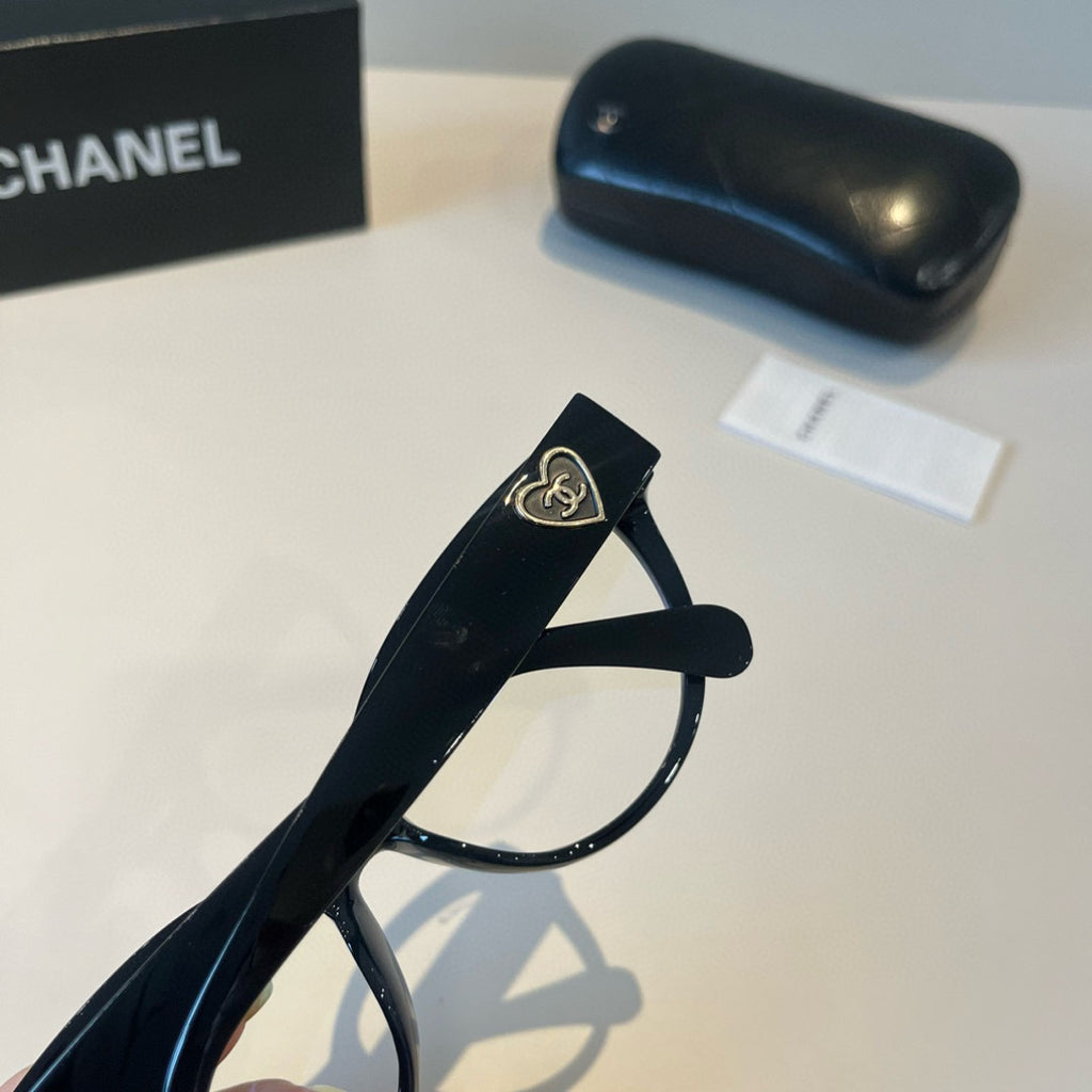 Chanel Fashion Silver Lens Sunglasses for Men & Women - 382273 - detail image 8