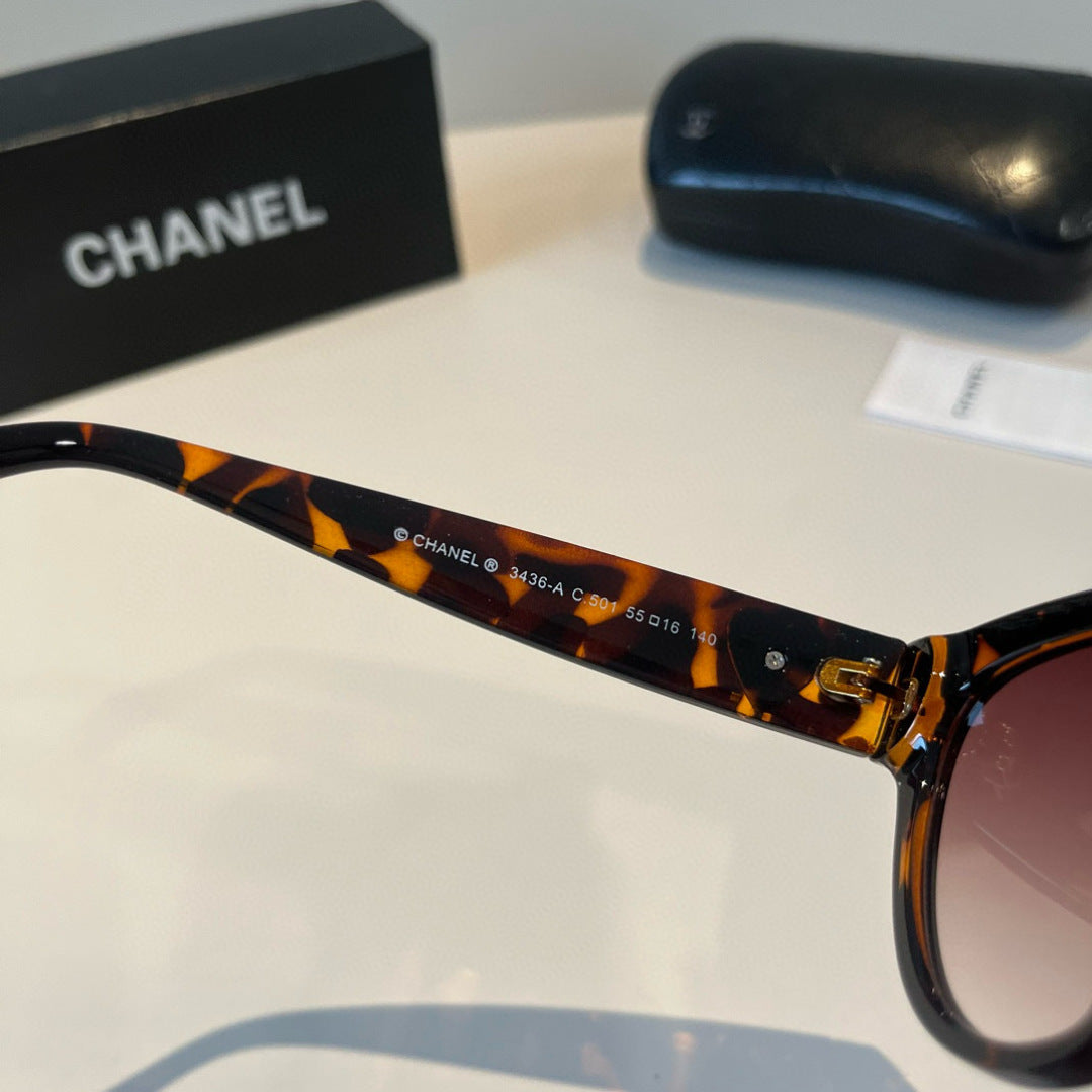 Chanel Fashion Black Lens Sunglasses for Men & Women - 382274 - detail image 9