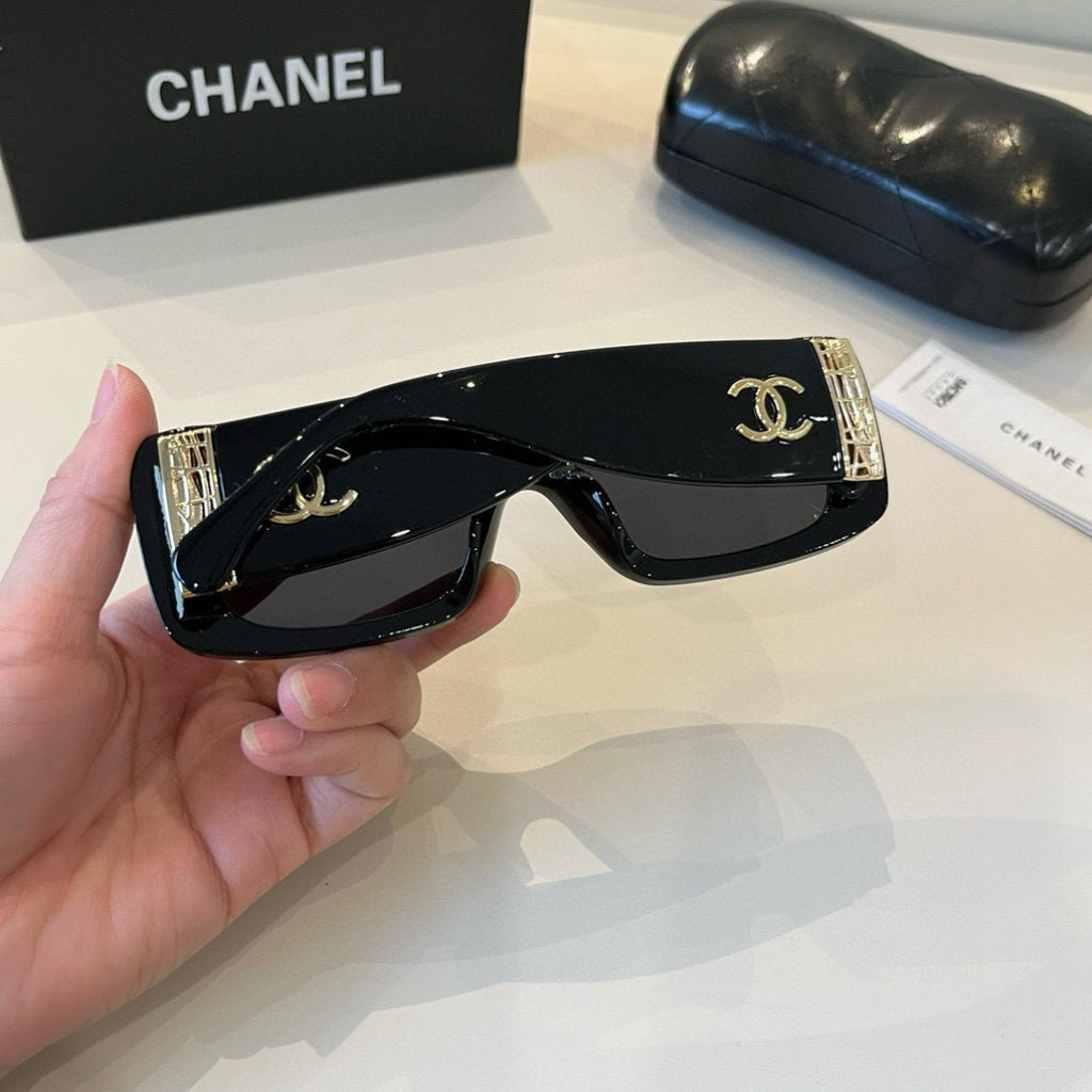 Chanel Fashion Black Lens Sunglasses for Men & Women - 382280 - detail image 5