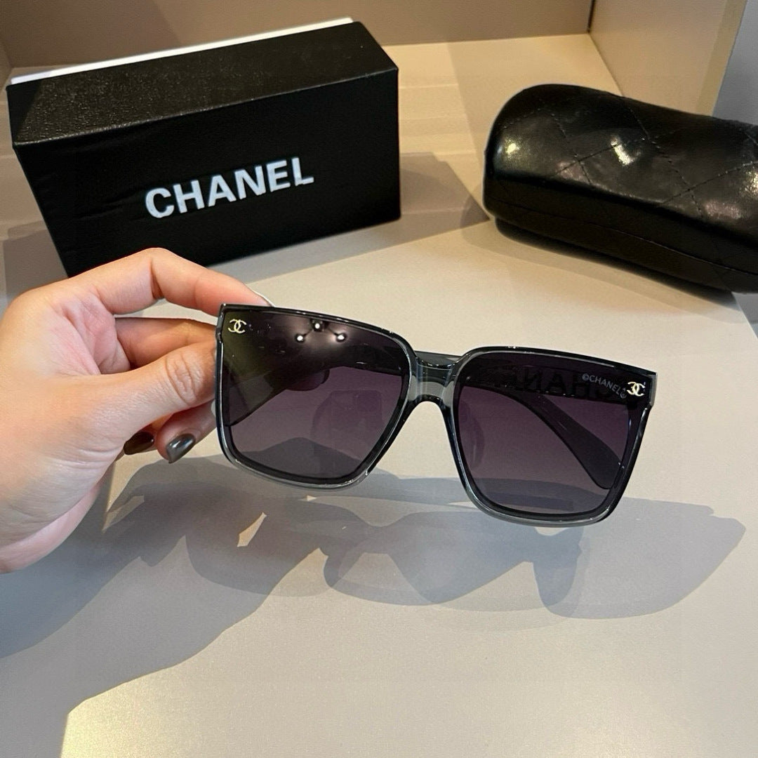 Chanel Fashion Gold Lens Sunglasses for Men & Women - 465162 - detail image 2