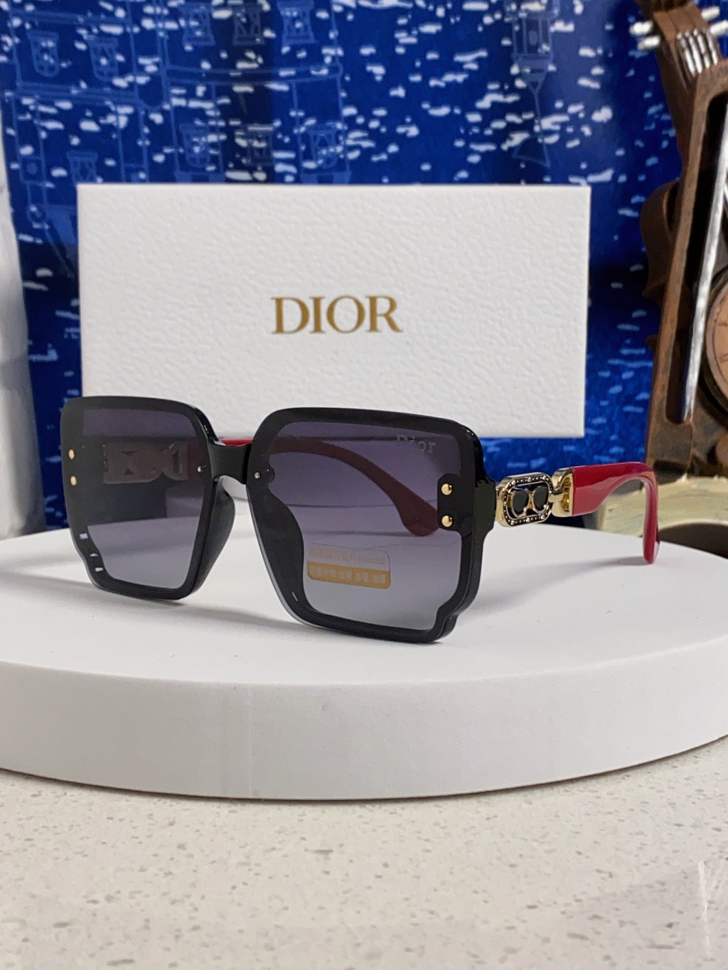 Dior Polarized Fashion Gray Lens Sunglasses for Men & Women - 398768
