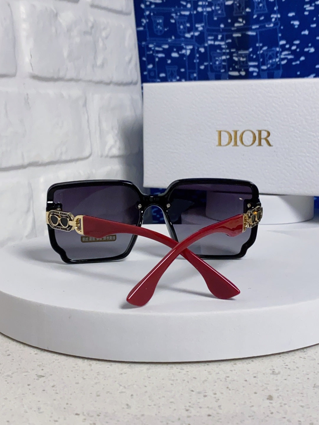 Dior Polarized Fashion Gray Lens Sunglasses for Men & Women - 398768 - detail image 3