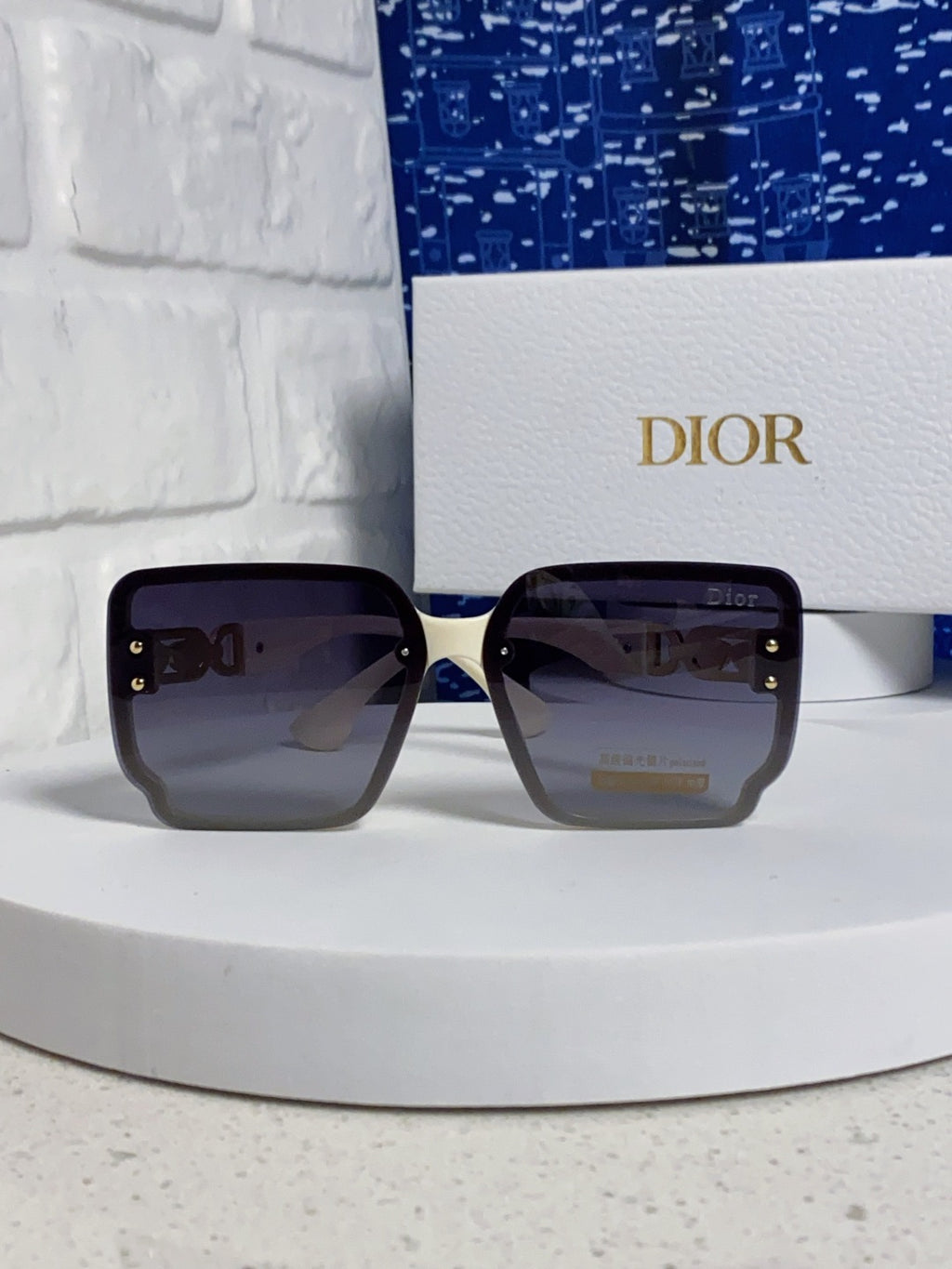 Dior Polarized Fashion Silver Lens Sunglasses for Men & Women - detail image 2