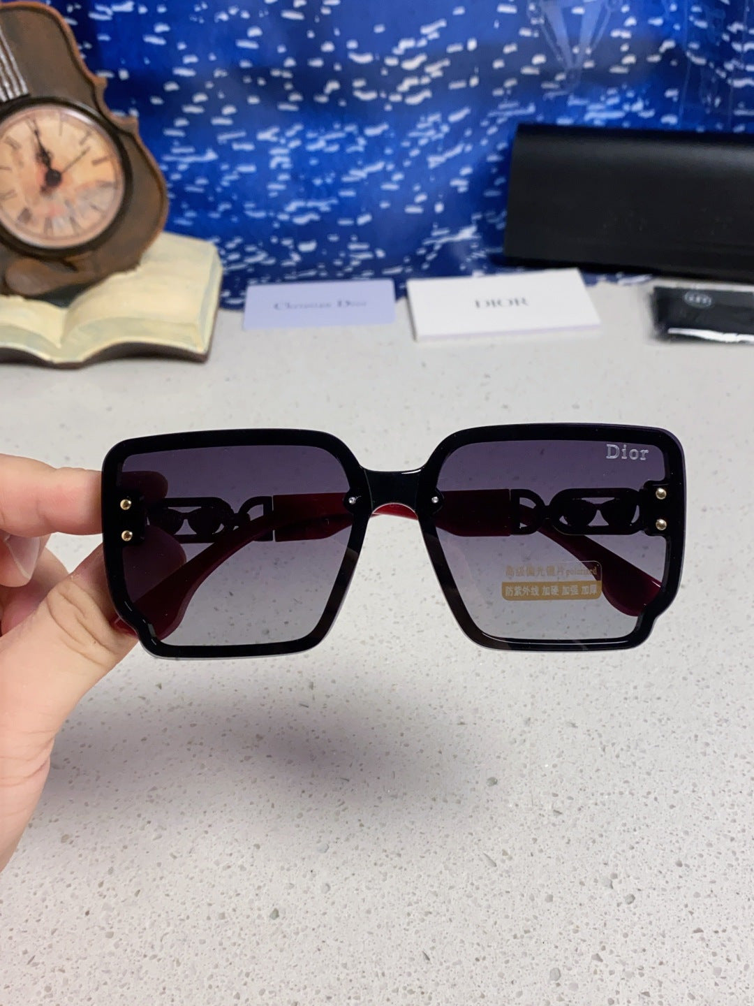 Dior Polarized Fashion Gray Lens Sunglasses for Men & Women - 398768 - detail image 4