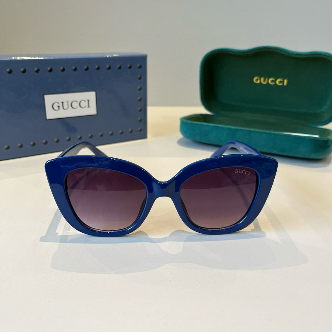 Gucci Fashion Black Lens Sunglasses for Men & Women - 414991 - detail image 2