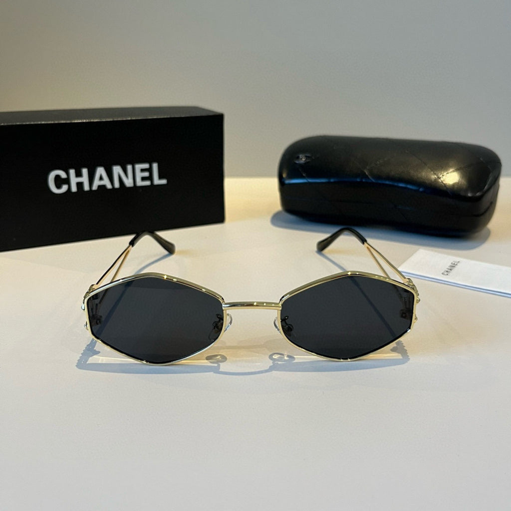 Chanel Metal Fashion Silver Lens Sunglasses for Men & Women - 371665 - detail image 2