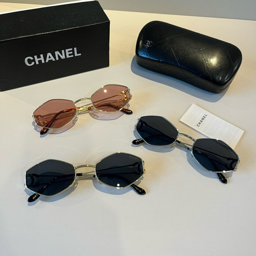Chanel Metal Fashion Silver Lens Sunglasses for Men & Women - 371666 - detail image 12