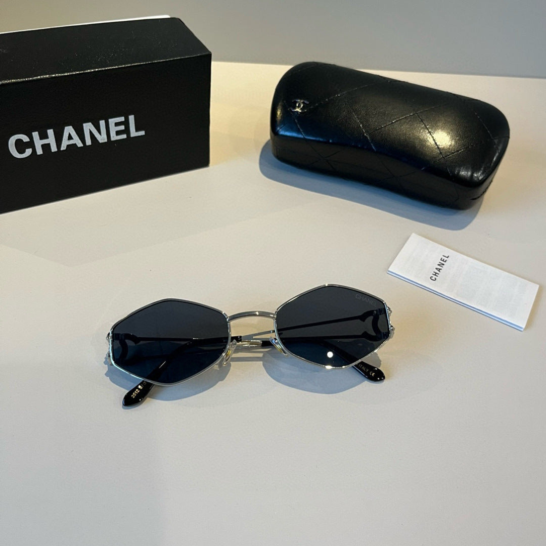 Chanel Metal Fashion Silver Lens Sunglasses for Men & Women - 371666 - detail image 6