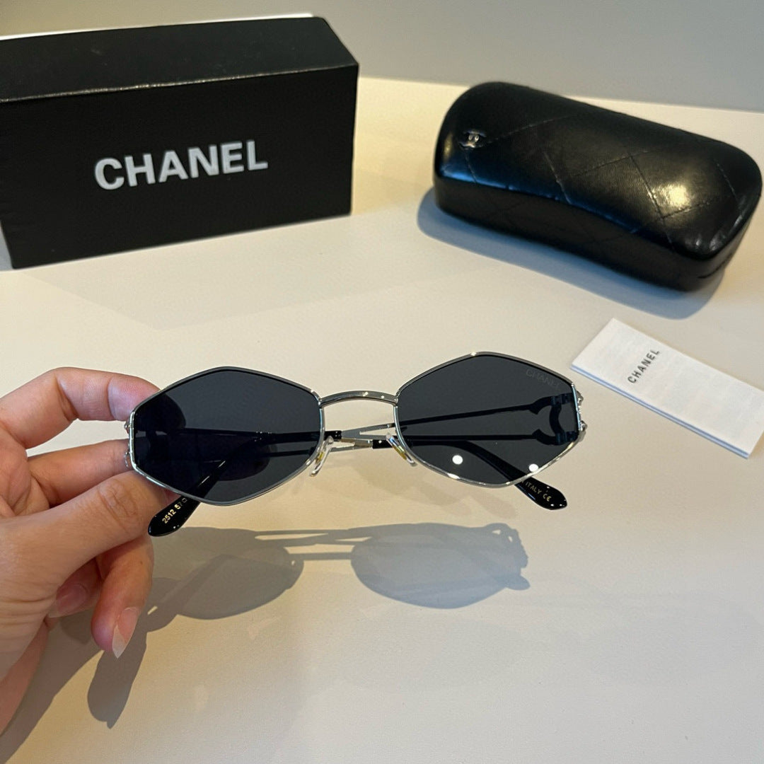 Chanel Metal Fashion Silver Lens Sunglasses for Men & Women - 371666 - detail image 7
